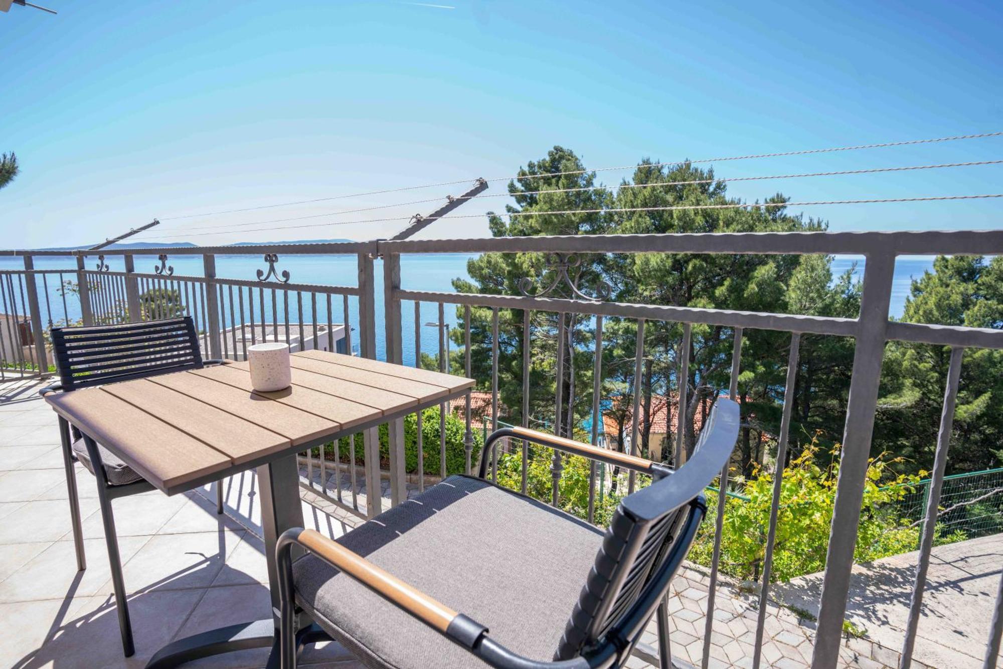 Sea View Apartment Gin Brela Eksteriør billede