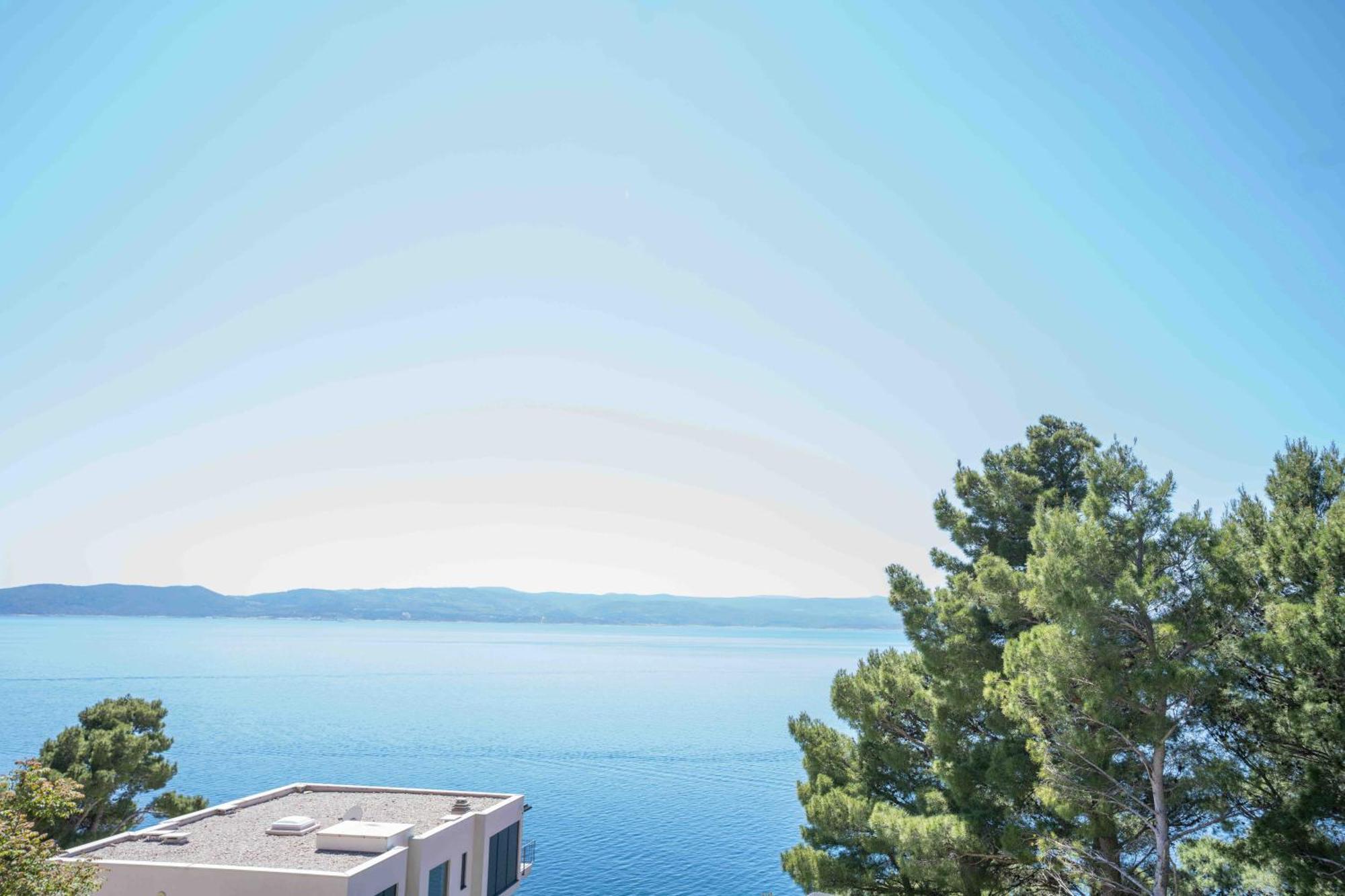 Sea View Apartment Gin Brela Eksteriør billede