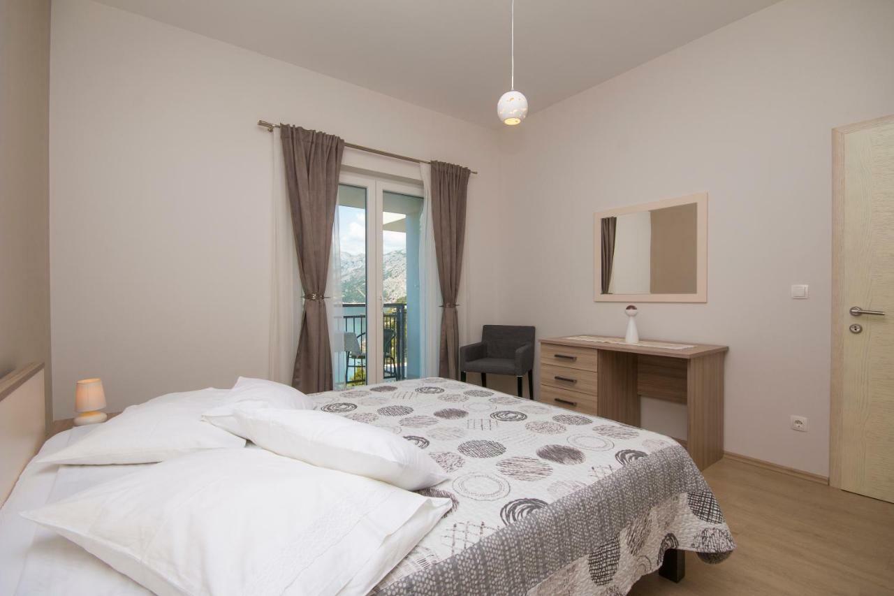 Sea View Apartment Gin Brela Eksteriør billede